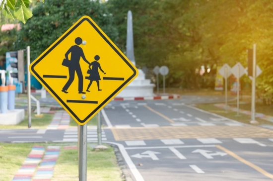 全国交通安全日将至！这份交通安全指南，请转给每一位学生和家长！