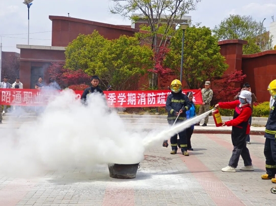 消防安全，生命至上 | 我校分批次开展消防疏散演练，筑牢校园安全防线